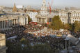 More than 25,000 fill Trafalgar Square to overflowing